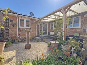 Photo 27- click for photo gallery